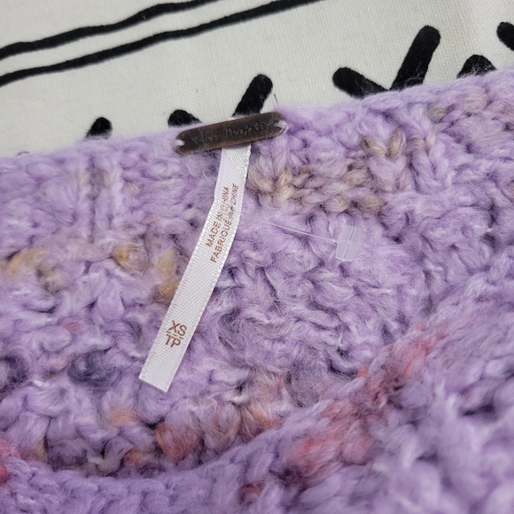 Free People Women's Purple Pullover Cloud Sweater Size XS - Picture 8 of 8